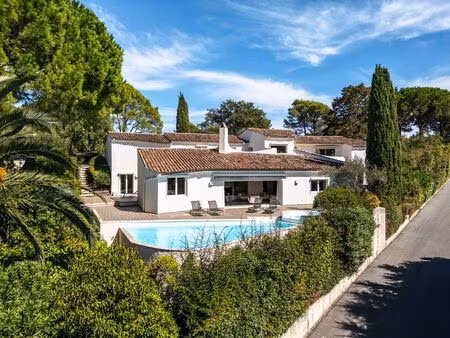 vente villa de luxe mouans-sartoux 16 pièces 587.74 m² <meta name="description" content="m