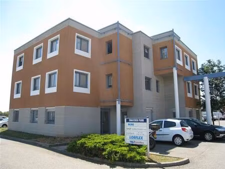 location local d'activités chassieu 1 603 m²