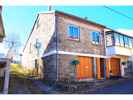 maison de village 5pièce(s) 2chambre(s) 88 m² lanarce (07660)