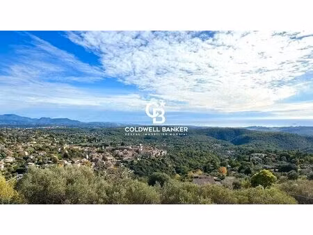 villa neuve  vue mer panoramique  à pied du village