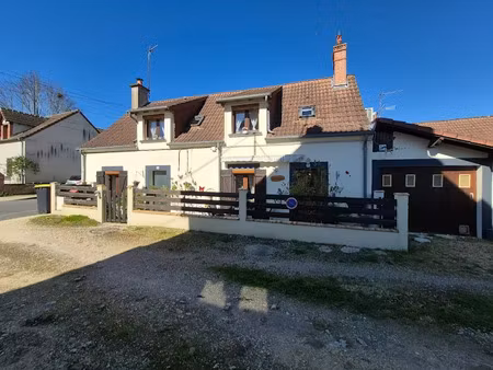 vente maison 5 pièces 88 m² à foëcy (18500)  117 000 €