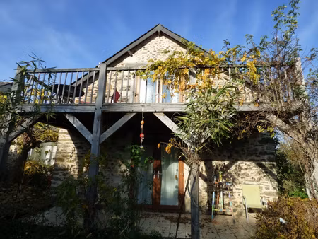 proche pompadour  en voie sans issue  dans petit hameau