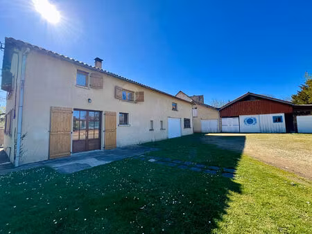 exclusivite - saint sauvant - poser vos valises...