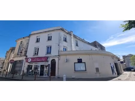 immeuble 9 pièces 200 m² à vendre / acheter pauillac 33250 ? | era immobilier
