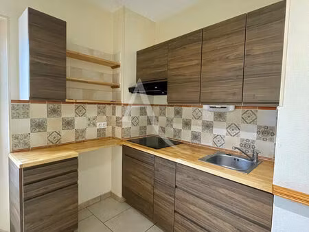 location appartement 1 pièce 30m²