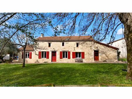 maison 8 pièces 210 m² à vendre / acheter vélines 24230 ? | era immobilier