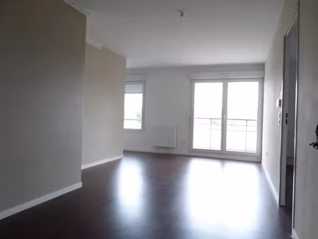 appartement à louer 2 pièces 43.14 m² - douai (59) - 580€