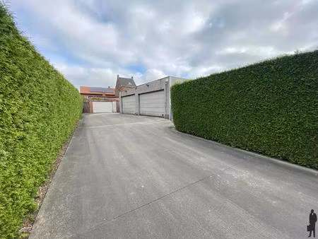 commercieel te huur in hoogstraten