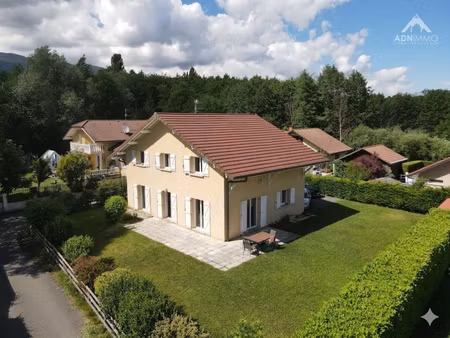 maison 5 pièces 180 m2