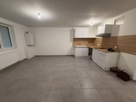 location appartement 2 pièces 60m² pont d ain 01160