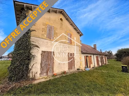 vente maison 8 pièces 244 m² à la force (24130)  100 000 €