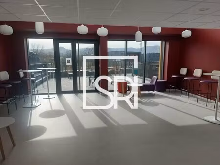 location local professionnel 468m² clermont ferrand 63000