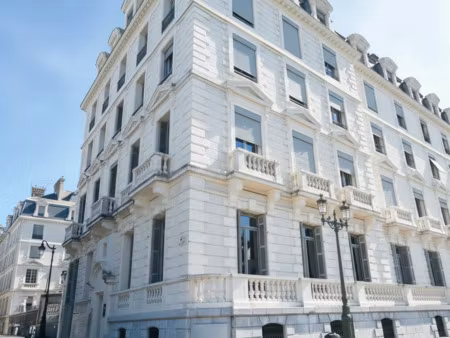 achat local professionnel 180m² pau 64000