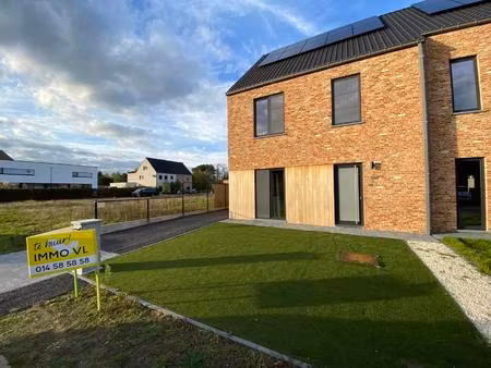 huis te huur in geel met 4 slaapkamers