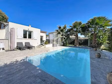 maison de luxe à vendre à fréjus : 649 000 € | 99m²
