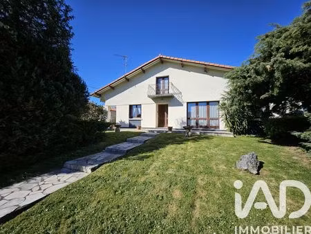 maison de ville à mugron (40250)