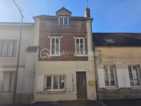 maison 3 chambres dans une commune avec toute commodités entre troyes et sens
