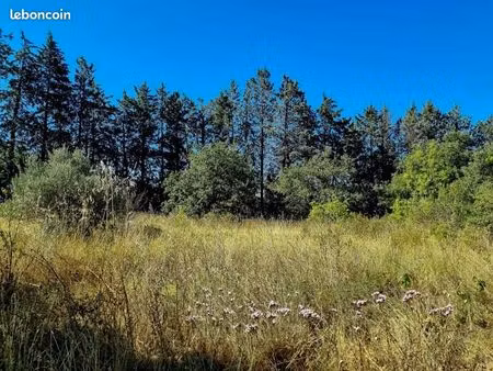 terrain 300 m² pouzols