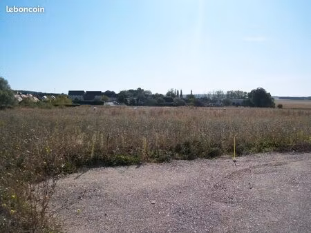 terrain 450 m² bresles
