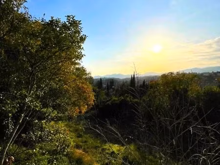 terrain 1 850 m² mougins