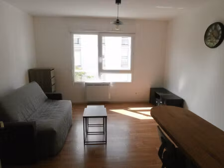 location appartement 1 pièce 21 m² à le mans (72000)