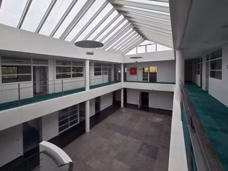 kantoorgebouw te koop