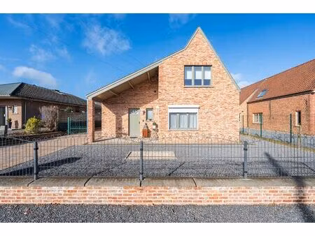 karaktervolle open bebouwing op een riant perceel van 2.062 m²