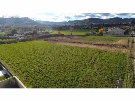 terrain 380 m² chomerac