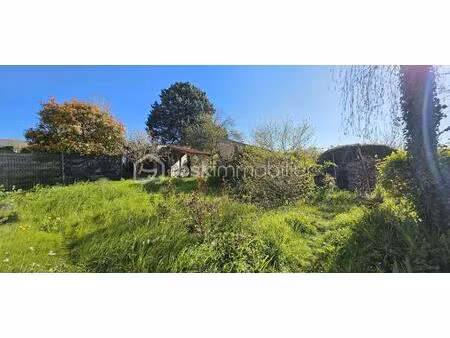 maison de 317 m² à villemoisan