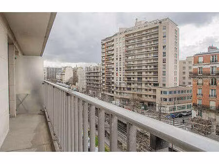 appartement 1 chambre meublé avec terrasse  ascenseur et concierge