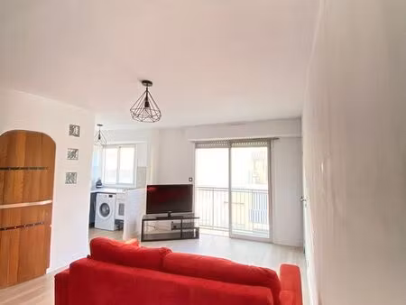 location studio etudiant - golfe-juan