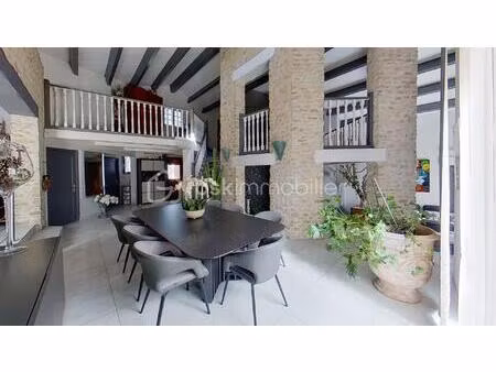 maison de 240 m² à le teil