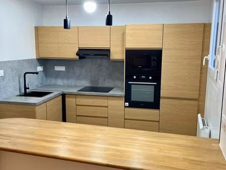appartement 34 m2 refait à neuf - centre-ville nanteuil-le-haudouin