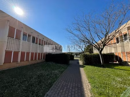 location local professionnel 205m² vitrolles 13127