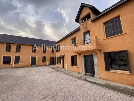 location appartement 4 pièces 76 m2 à lestelle-bétharram