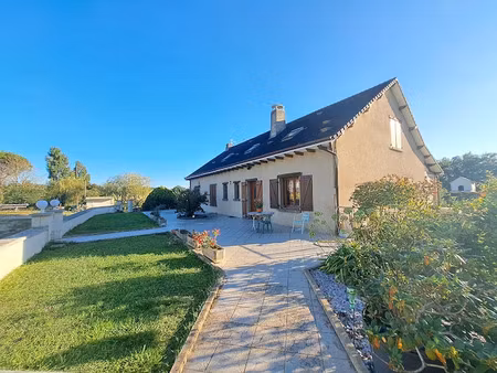 vente maison 6 pièces 191.6 m² à bonnes (86300)  233 750 €