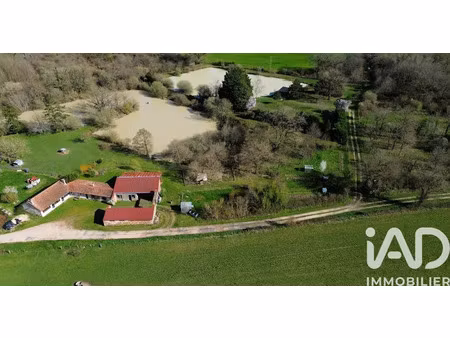 maison de campagne à moussac (86150)