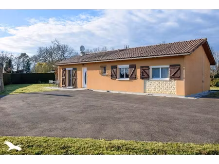 vente maison 4 pièces 96 m² à villeneuve-de-marsan (40190)  223 650 €