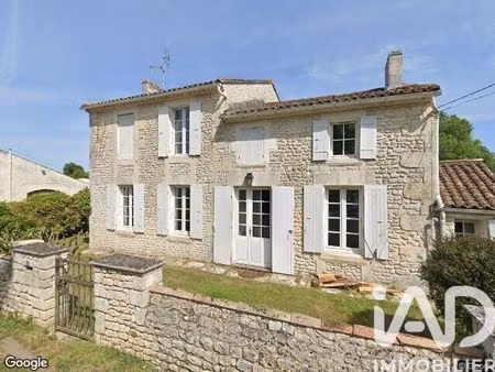 vente maison 8 pièces 183 m² saint-romain-de-benet (17600)