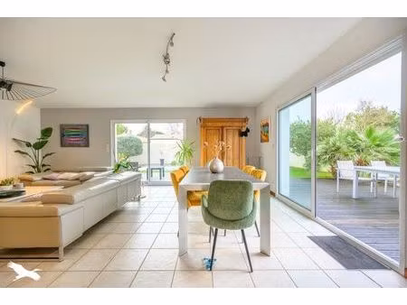 vente maison 5 pièces 120 m² saint-xandre (17138)