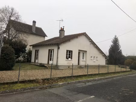 location maison 3 pièces 58 m² à aubigny-sur-nère (18700)
