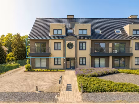 appartement te koop in houthalen-helchteren met 2 slaapkamers