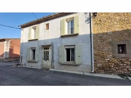 corbières maritimes  maison de village avec remise 90 m2 et plus si besoin.