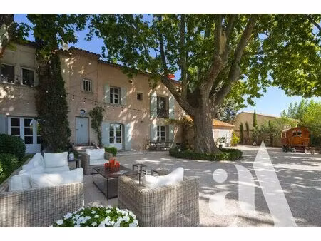 paradou - mas de village