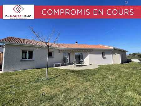 vente maison 5 pièces 103 m² à l'hôpital-le-grand (42210)  315 000 €