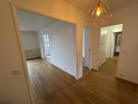 a louer - appartement 3 pièces - centre-ville de saint-cloud