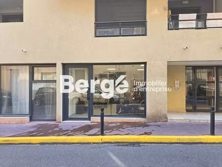 vente commerce 43 m²
