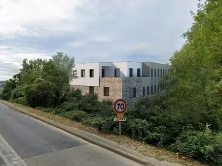 vente commerce 94 m²