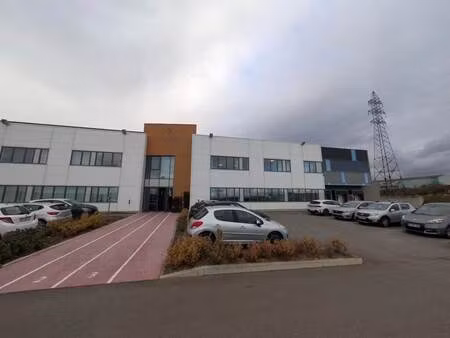 location local d'activités 6 000 m²