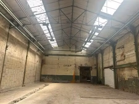 vente local d'activités 450 m²